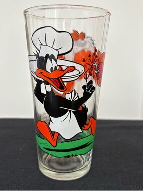 Vintage 1976 Daffy Duck Chef Glass - Pepsi Collection Series